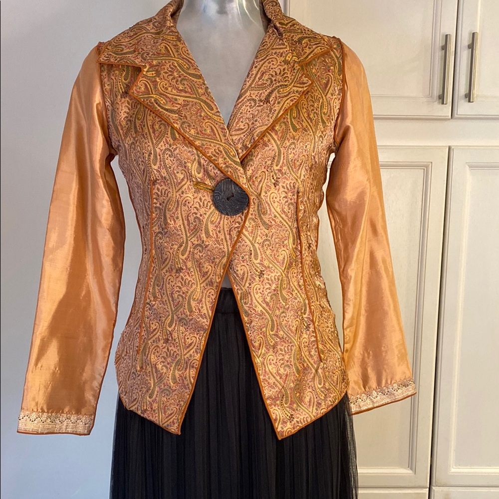 Elegant Paisley light bronze Jacket - silk